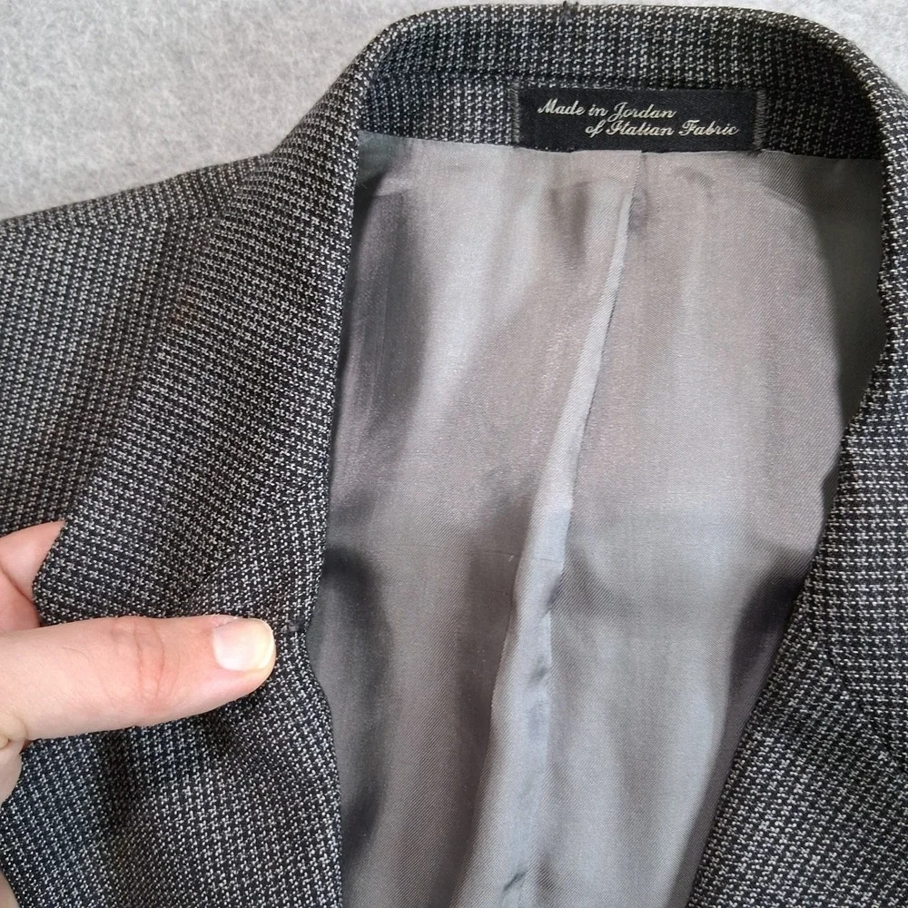 Murano Blazer 44R Gray Micro Check Italian Fabric Two Button Sport Coat Ventless